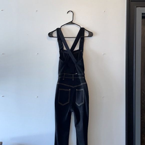 Black Denim Zip-up Overalls - Picture 5 of 5